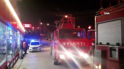 İki itfaiye eri yanan evden kurtardıkları adamın hastanede dahi başından ayrılmadı