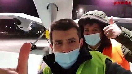 Selçuk Bayraktar'dan heyecanlandıran paylaşım: Yuvadan uçmadan son selfie