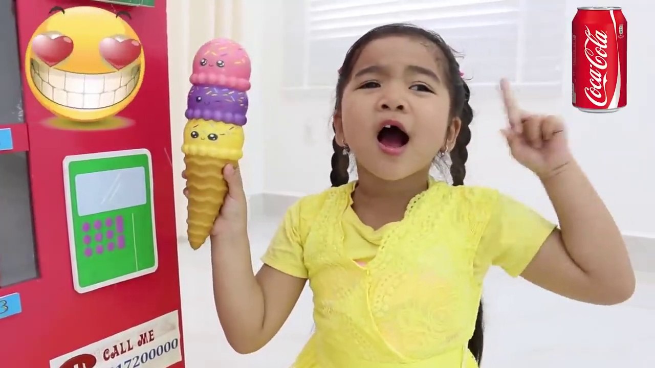 Suri & Annie Pretend Play with Giant Vending Machine Soda Dispenser - Kids funny videos