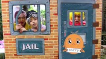 Suri Pretend Play Police Kids Adventure - Kids funny videos