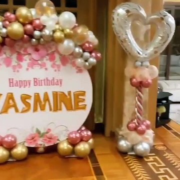 ياسمين صبري تحتفل بعيد ميلادها