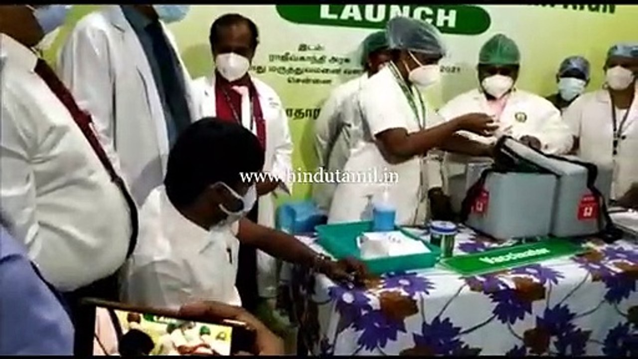 சுகாதாரத்துறை அமைச்சர் விஜயபாஸ்கர் கொரானா தடுப்பூசி போட்டுக்கொண்டார்