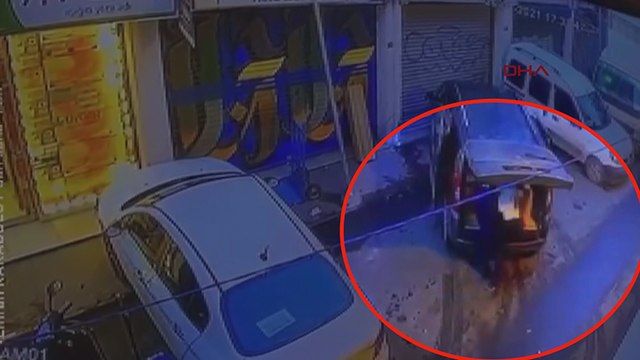 Beyoğlu'nda araca malzeme yüklerken ölümden döndü