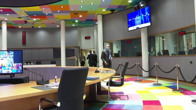 Francia pedirá una PCR negativa a todos los viajeros de la UE