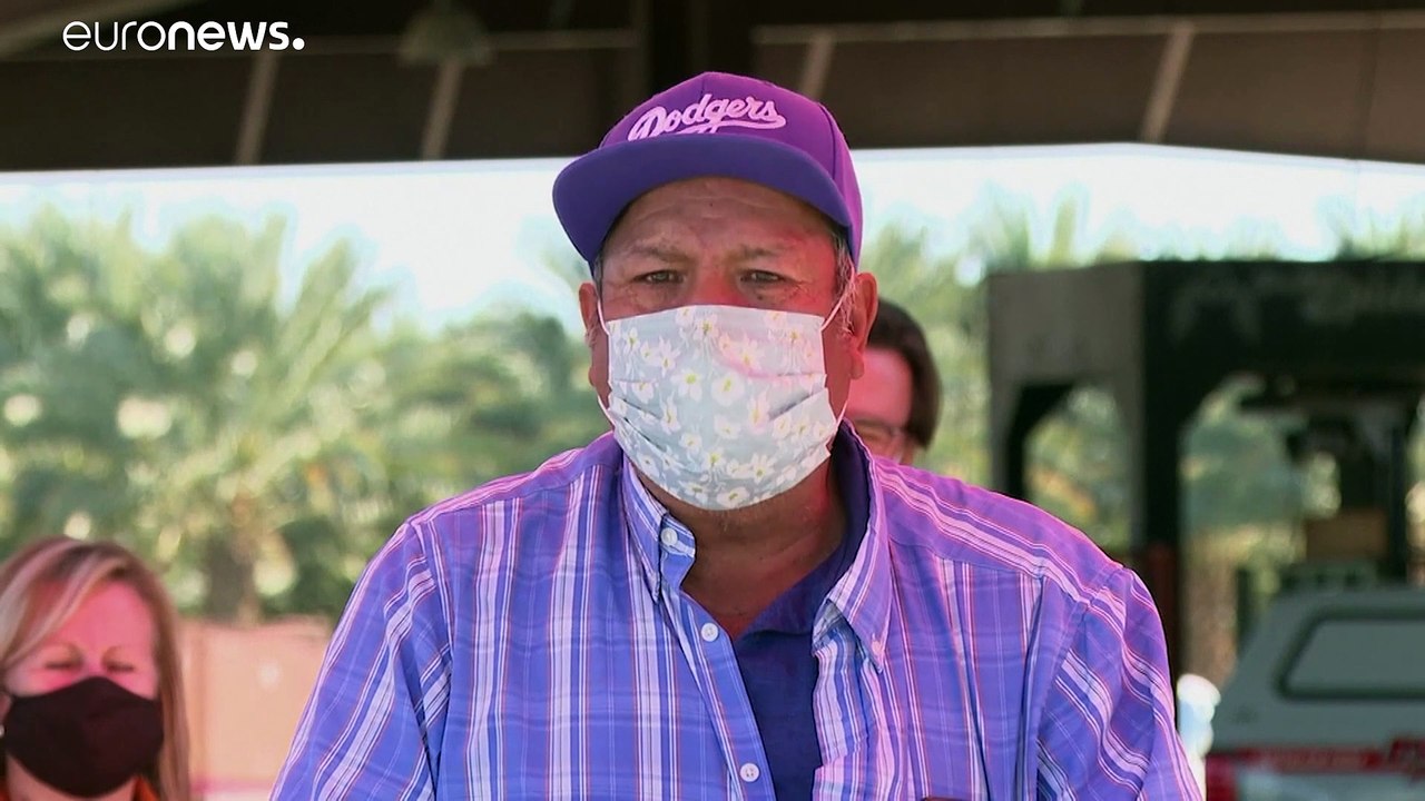 California comienza a vacunar a sus obreros agrícolas