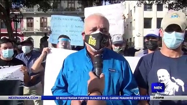 Miembros del partido Realizando Metas protesta - Nex Noticias
