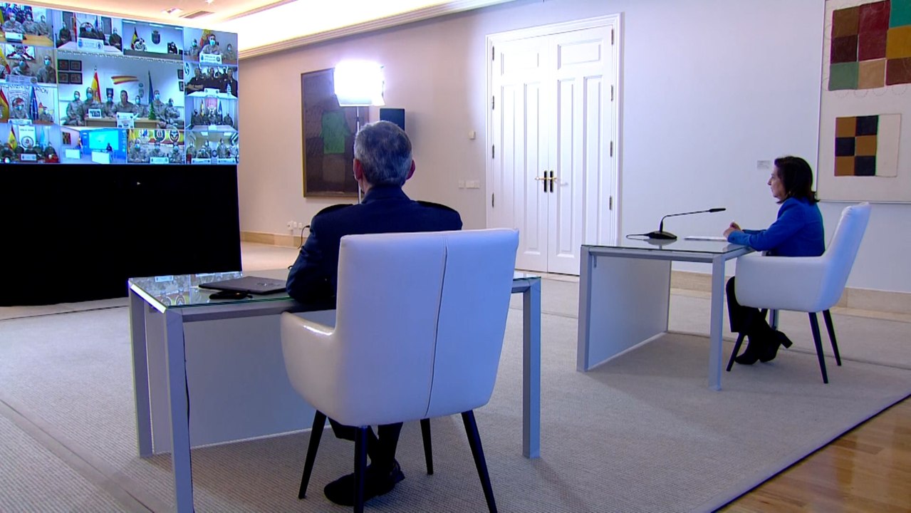 Robles pide explicaciones al JEMAD tras conocer que ha sido vacunado