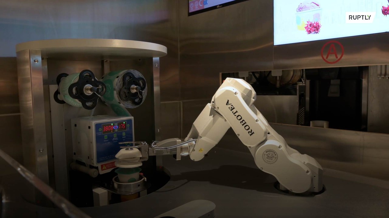 Get served by robots at this cutting edge Hong Kong tea house