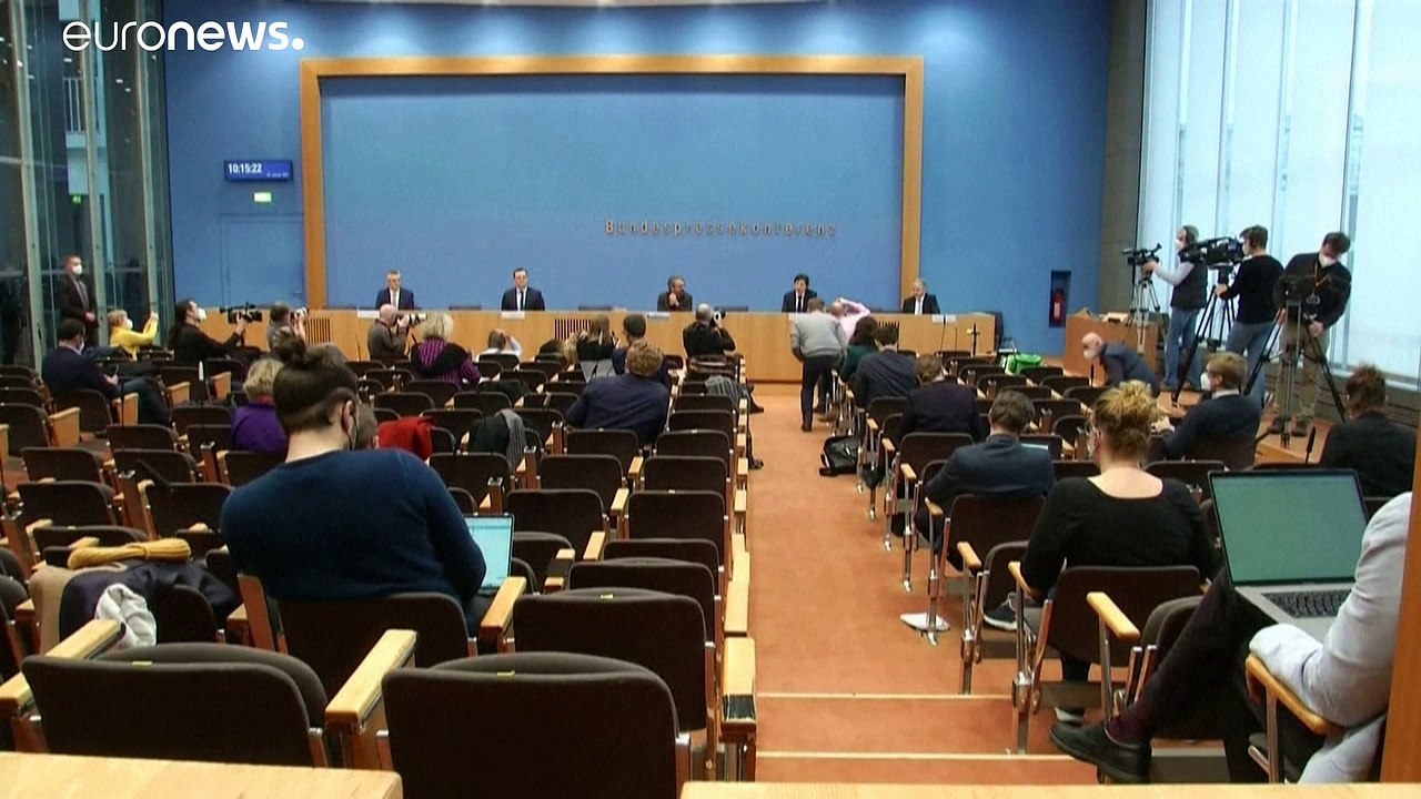 Drosten: 100.000 Neuinfektionen pro Tag sind 'ein Szenario'