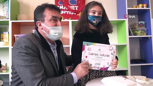 Osmangazi Bilgi Evi’nde karne heyecanı