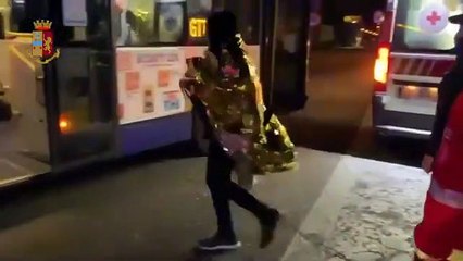 Torino - Sette ragazzini afgani rinchiusi nel rimorchio di un Tir (22.01.21)