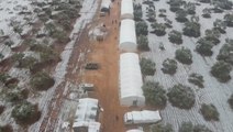 Syrian refugee camp hit by snowstorm