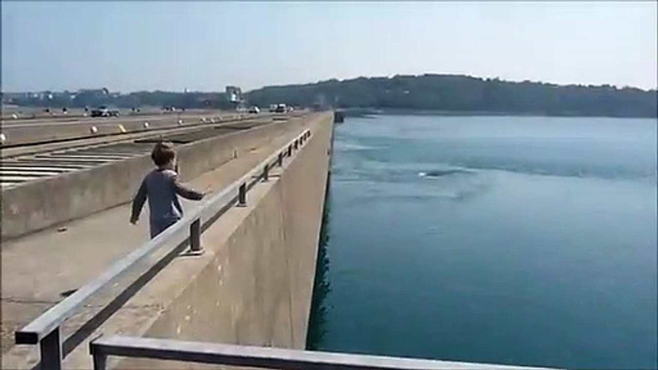 biggest whirlpool in the world | Real_large_vortex___whirlpool