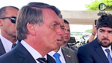 Bolsonaro questiona vacina do Instituto Butantan
