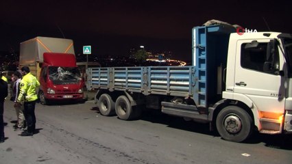 Sultangazi’de iki kamyonet çarpıştı: 1 yaralı