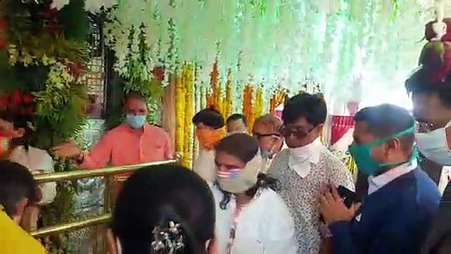 खजराना गणेश मंदिर में तिल चतुर्थी उत्सव आज से प्रारंभ हुआ, कलेक्टर और आईजी ने सपत्नीक किया ध्वज पूजन