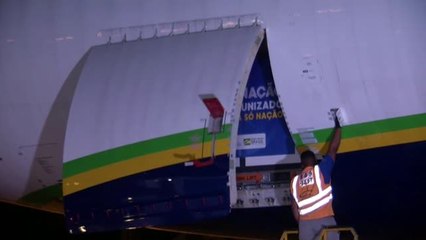 Brasil recibe 2 millones de dosis de la vacuna de AstraZeneca procedentes de la India