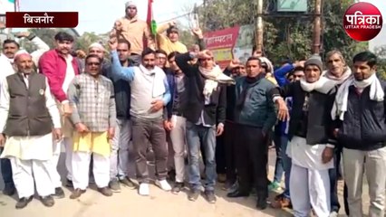 गांव से निकलकर 26 जनवरी को ग्रामीण पहुंच रहे हैं दिल्ली