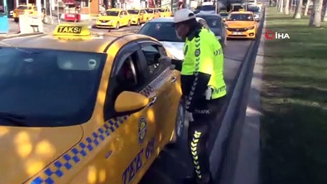 Sokağa çıkma kısıtlaması kapsamında polis ekipleri denetim yaptı