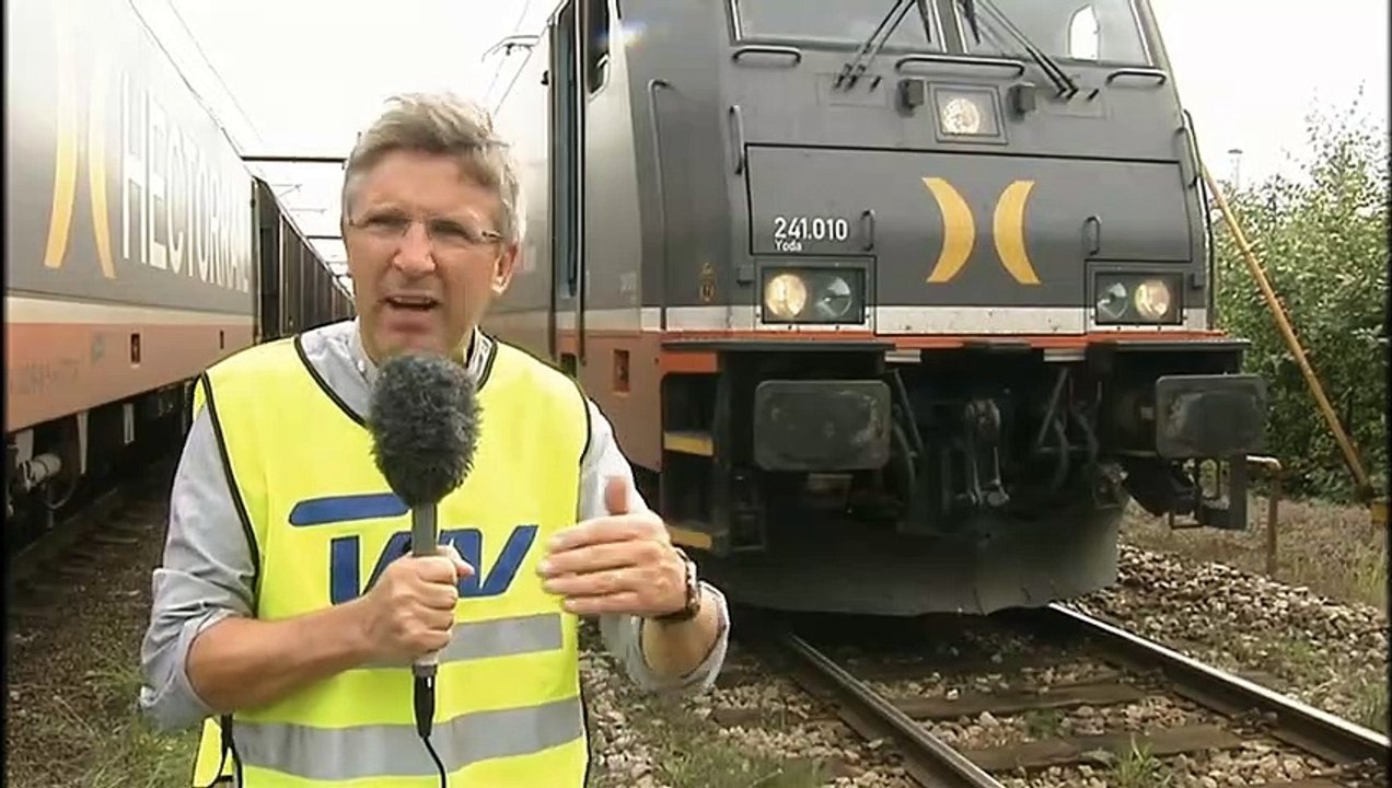 Mogens Kom Forbi | Britt og toget | 1-2 | Hector Rail fra Padborg til Malmö | 31-08-2011 | TV2 NORD @ TV2 Danmark