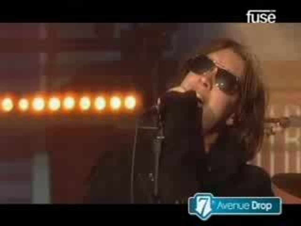 The Strokes - Heart In A Cage (Fuse TV)