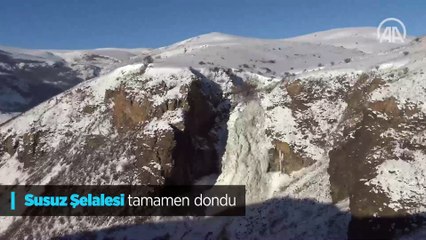 Susuz Şelalesi tamamen dondu