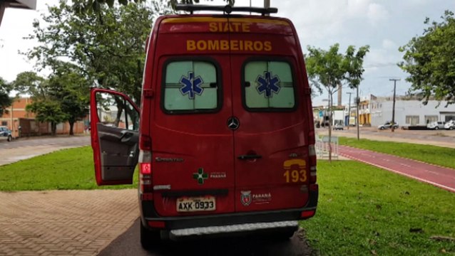 Após colisão entre bicicletas na ciclovia da Avenida Tancredo Neves, homem de 40 anos fica ferido