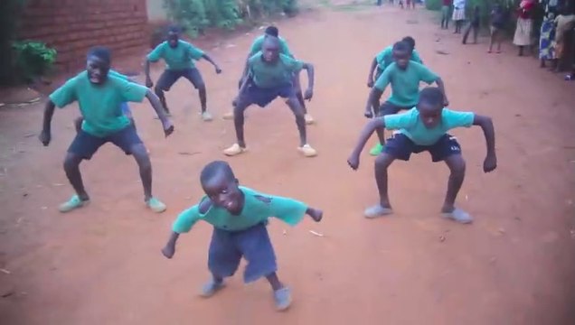 African kids dancing Afro Beat Dance perfomance African video