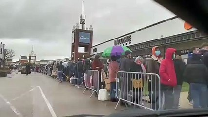 Un commerçant de Troyes dégouté quand il voit le monde devant les magasins d'usine