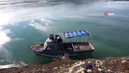 Tunceli’de baraj gölü dondu