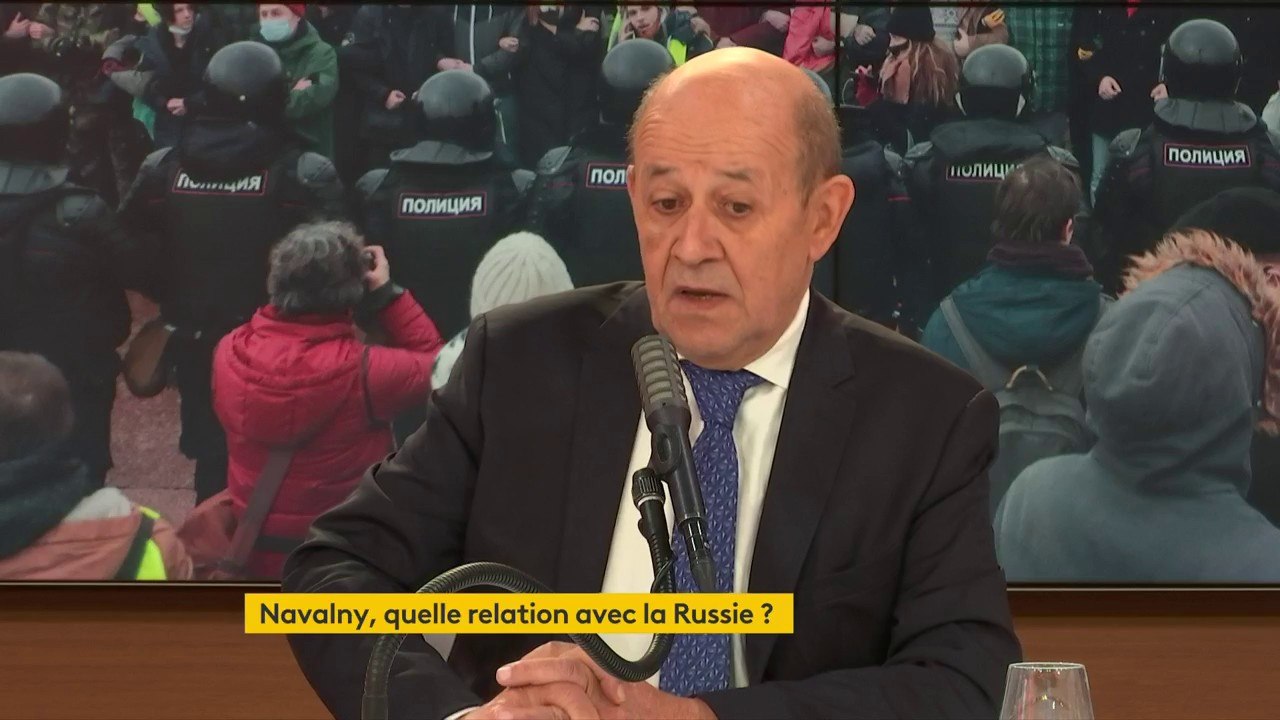 Jean-Yves Le Drian sur l'arrestation d'Alexeï Navalny : "Je trouve cette dérive autoritaire très inquiétante"