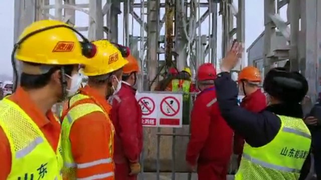 Resgate de mineiros soterrados na China
