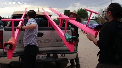 Fődíjas mérleghinták az amerikai-mexikói határon