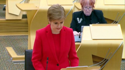 Scozia: Sturgeon a testa bassa verso il referendum indipendentista