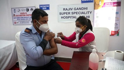 Covid-19: en Inde la population craint de se faire vacciner, la campagne de vaccination prend du retard