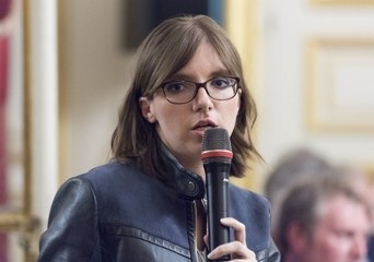 Interdiction du port du voile : Aurore Bergé empêchée d'interview par Castex et priée de “se canaliser”