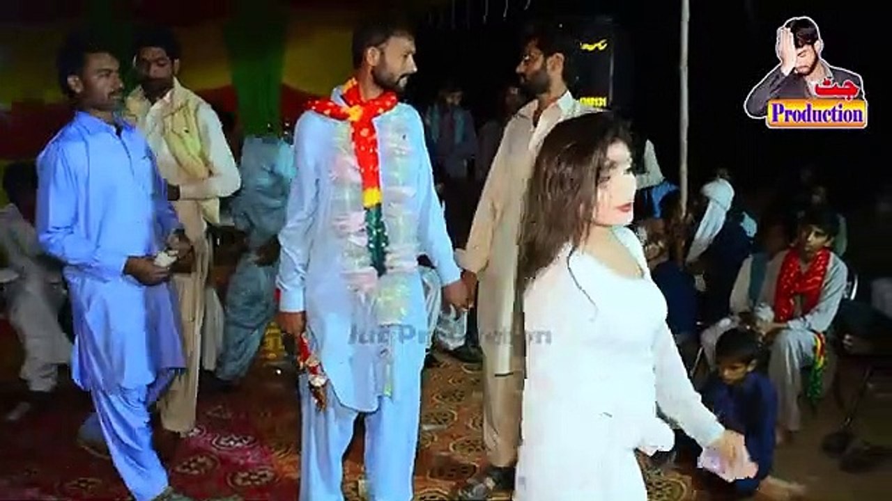 Nika jenhia dhola