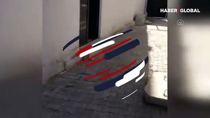 Kısıtlamaya rağmen kumara iş makineli baskın: Derin dondurucunun içinde yakalandı