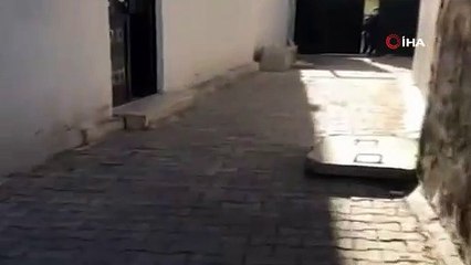 Kahvehaneyi kumar salonuna çevirdiler, polisten kaçmak için derin dondurucuya saklandılar