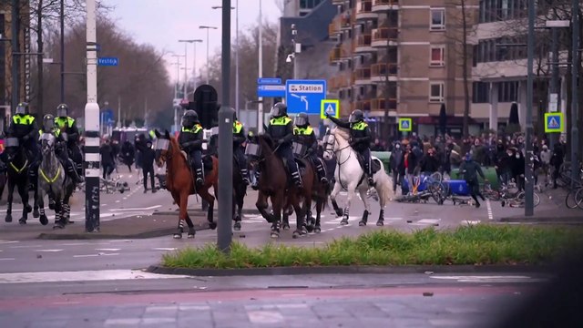 Марк Рютте раскритиковал протесты против комендантского часа