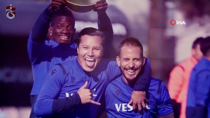 Trabzonspor’dan Pereira’ya teşekkür plaketi