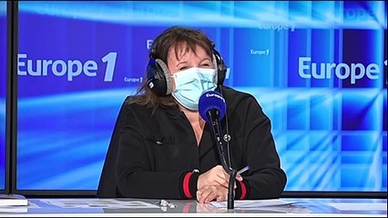 EXTRAIT - Carla Bruni sur sa sœur : "Elle a une présence rare"