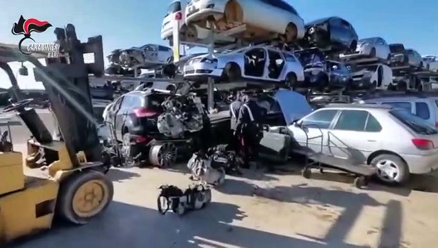 Binetto (BA) - Smaltimento illecito di rifiuti denunciato autodemolitore (25.01.21)