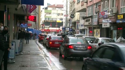 Sağanak yağış Balıkesir’de etkisini göstermeye başladı