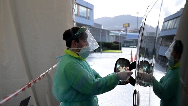 Las CCAA endurecen las restricciones tras el avance del virus