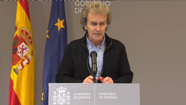 Simón: No creo que porque cambie un ministro haya que dimitir