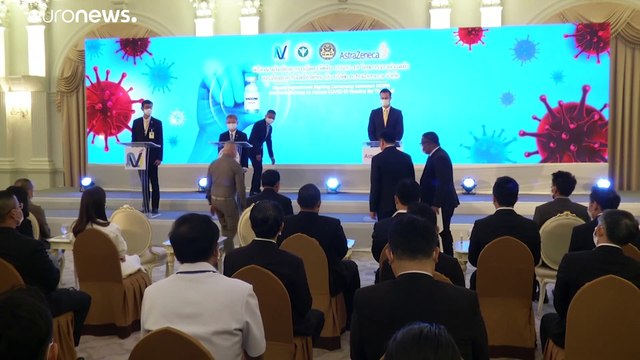 Брюссель требует доставлять вакцины в срок