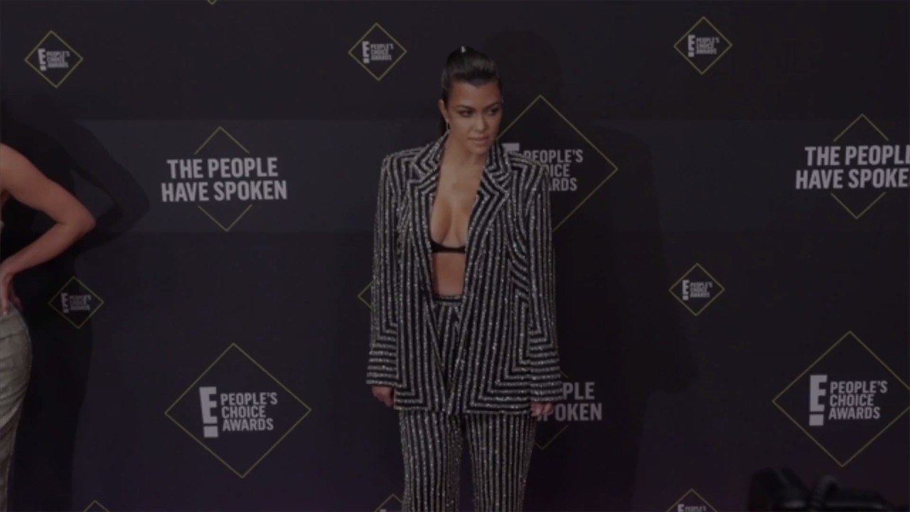 Kourtney Kardashian and Travis Barker Are Reportedly Dating