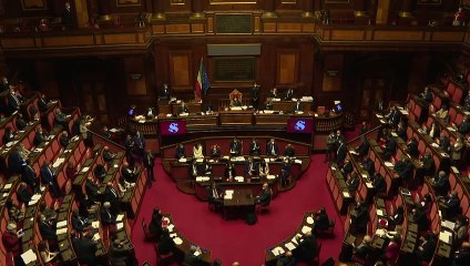 Premier italiano vai renunciar nesta terça