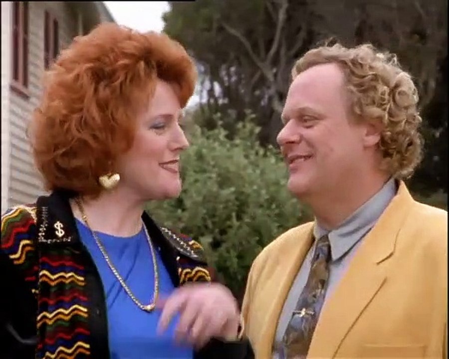 Round The Twist | S4E2 | Monster Under The Bed